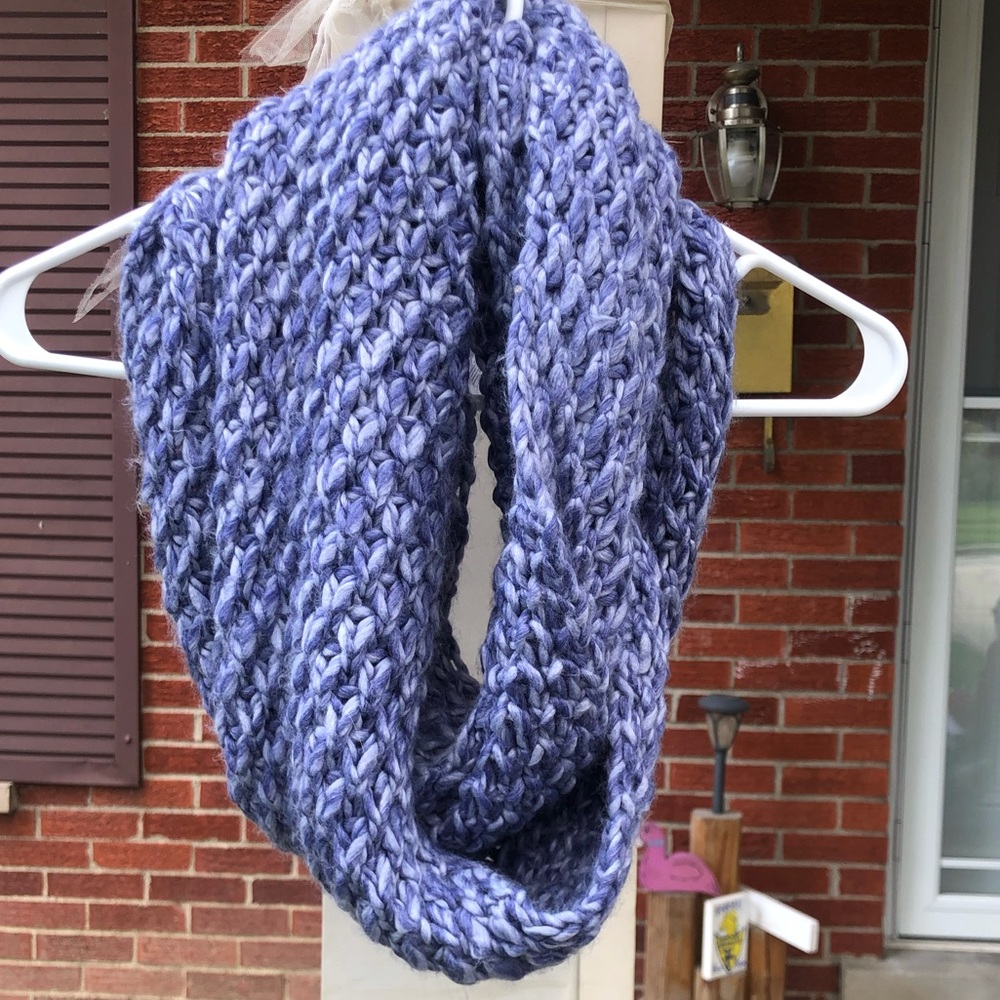 Infinity scarf